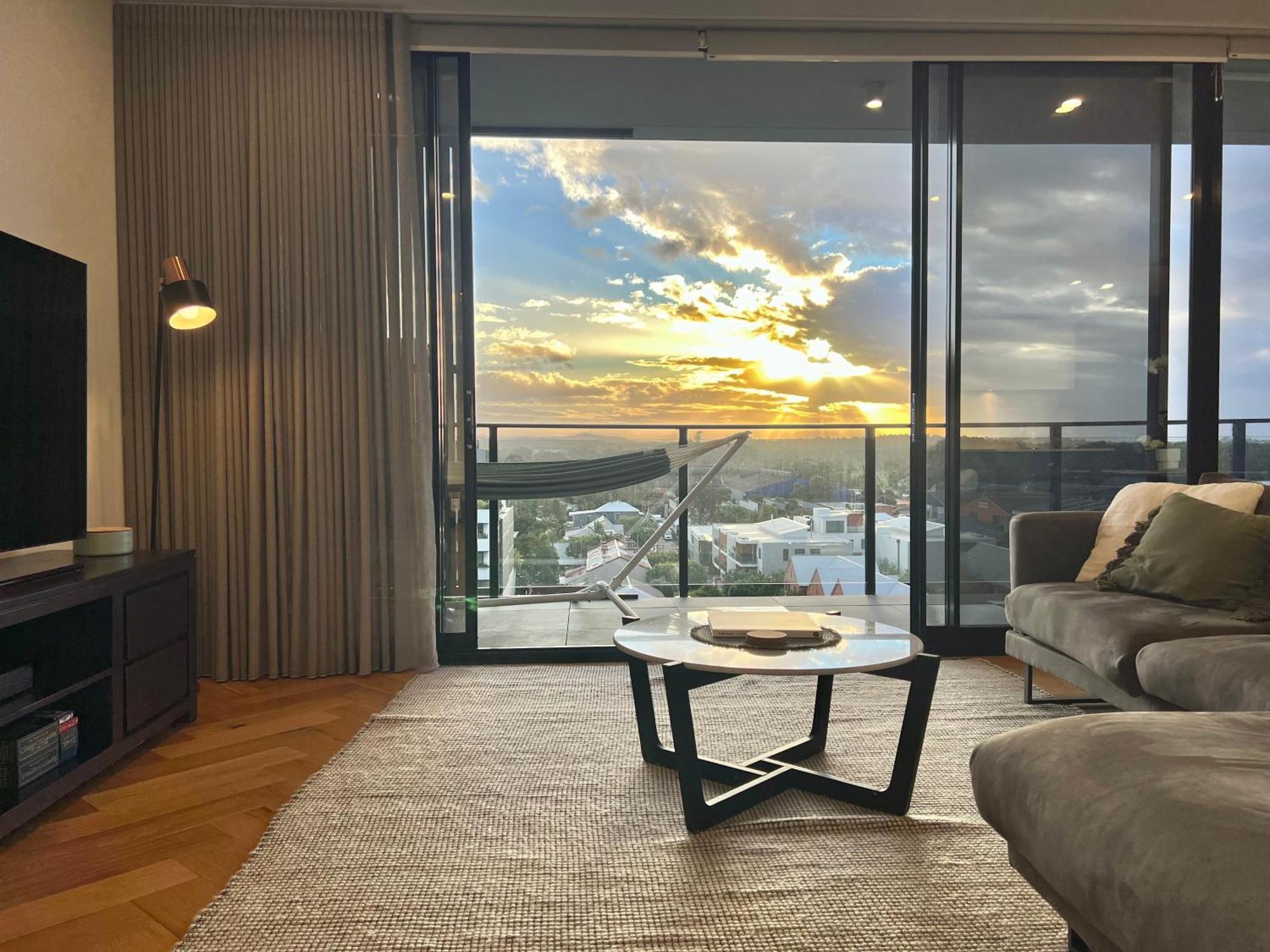Harbour Towers, Newcastle'S Elite Apartment Stays, Free Parking & Tram Access Exterior foto